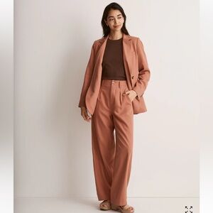 Madewell The Neale Straight-Leg Pant in Drapeweave in Dried Rose